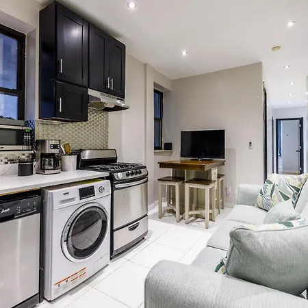 Parkside Living City Style Apartment